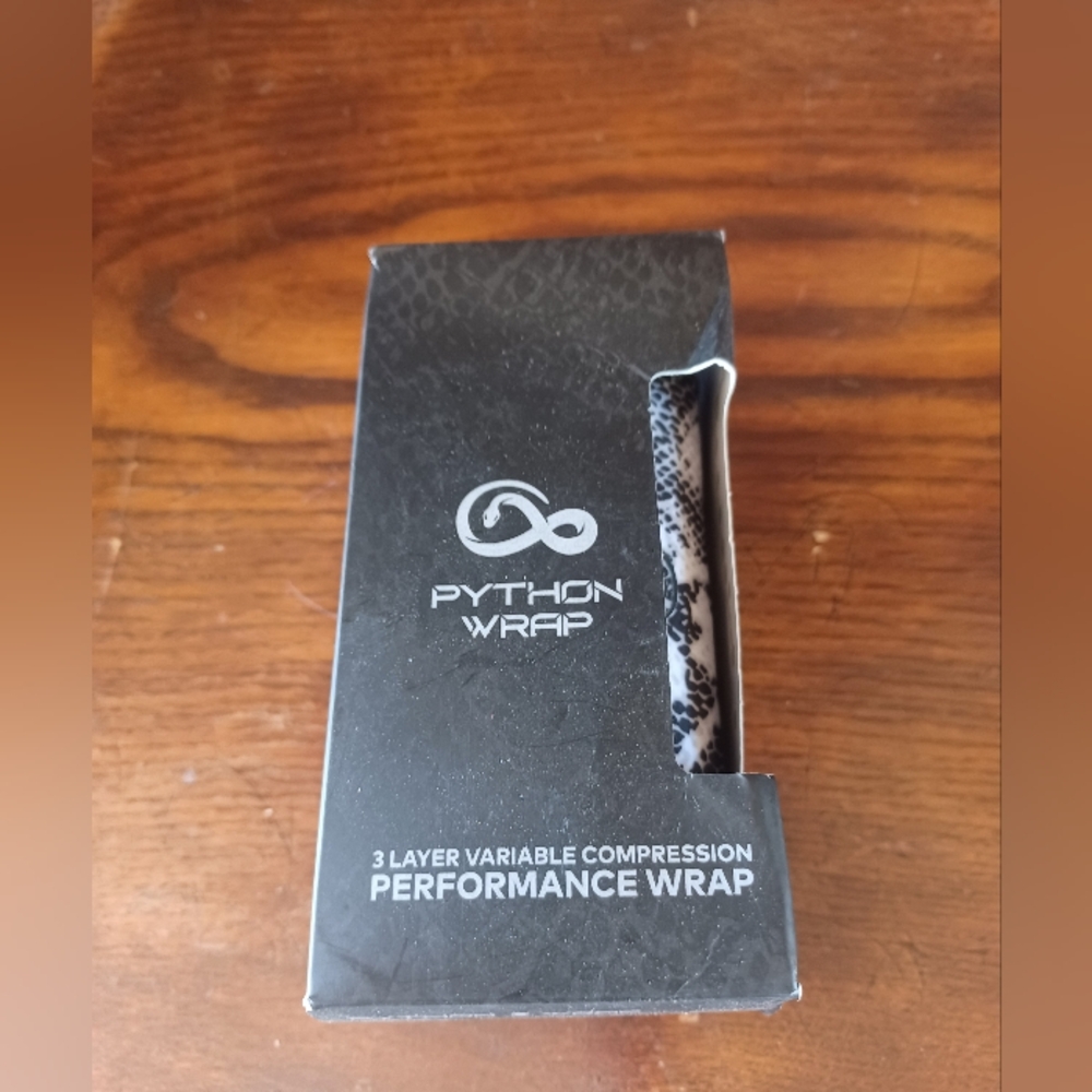 Black Compression Wrap